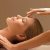Chăm sóc da sau sinh bằng cách massage da mặt