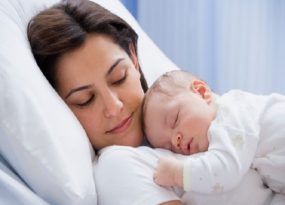 Chăm sóc trẻ sơ sinh